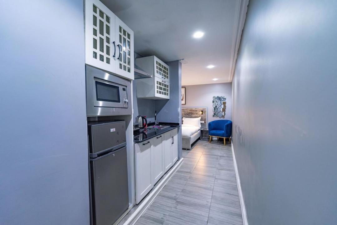 Villa Magnum Douala Bagian luar foto