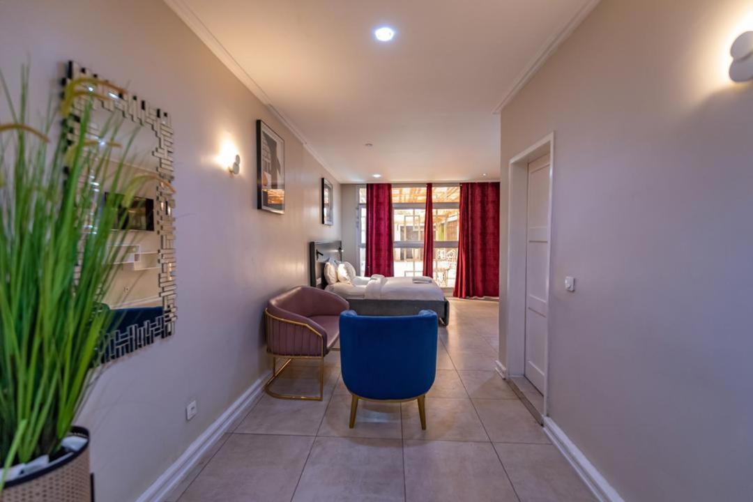 Villa Magnum Douala Bagian luar foto